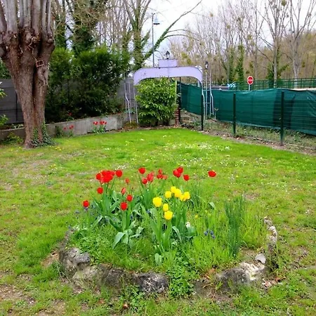 Maison Au Bord Du Canal * Moret-sur-Loing
