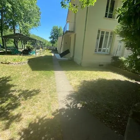 Holiday home Maison Au Bord Du Canal
